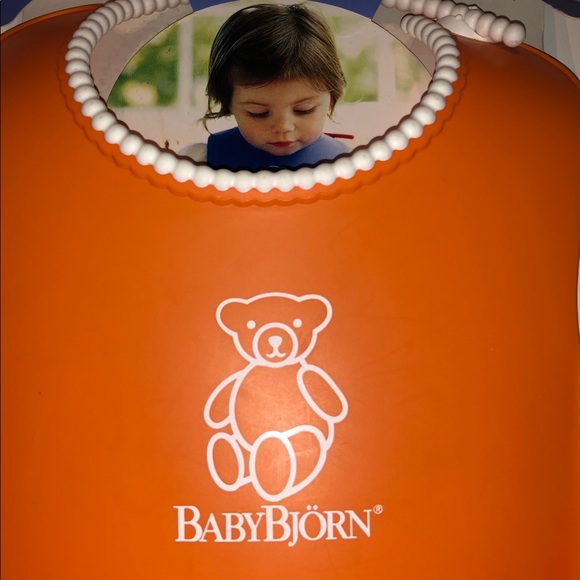 BABYBJÖRN Soft Bib – Orange | BPA Free |  4 Months - Picture 3 of 4